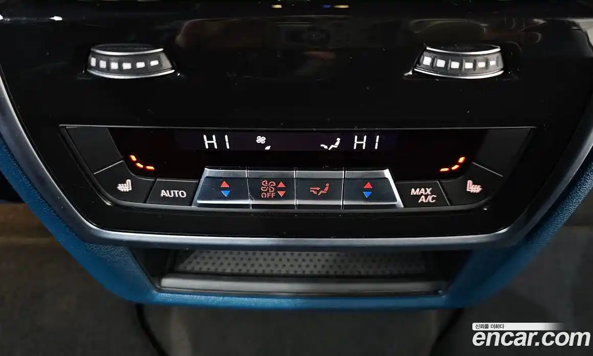 BMW XM 2023 4.4 Автомат в Москве № 153473, фото 18