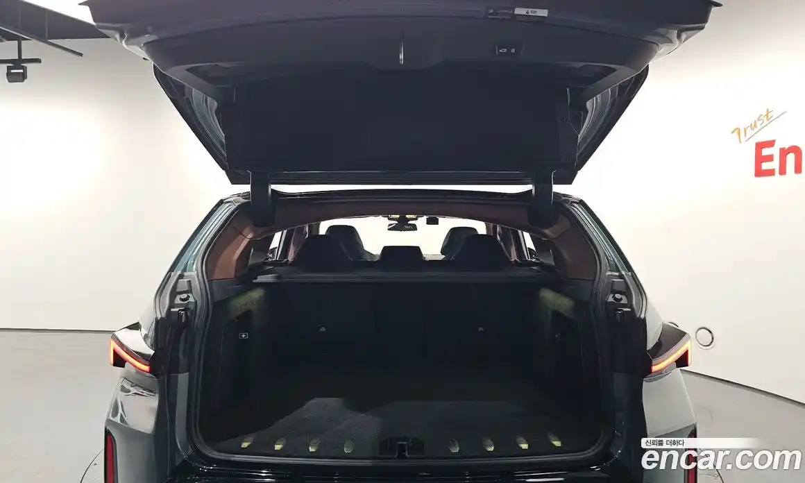 BMW XM 2023 4.4 Автомат в Москве № 153473, фото 20