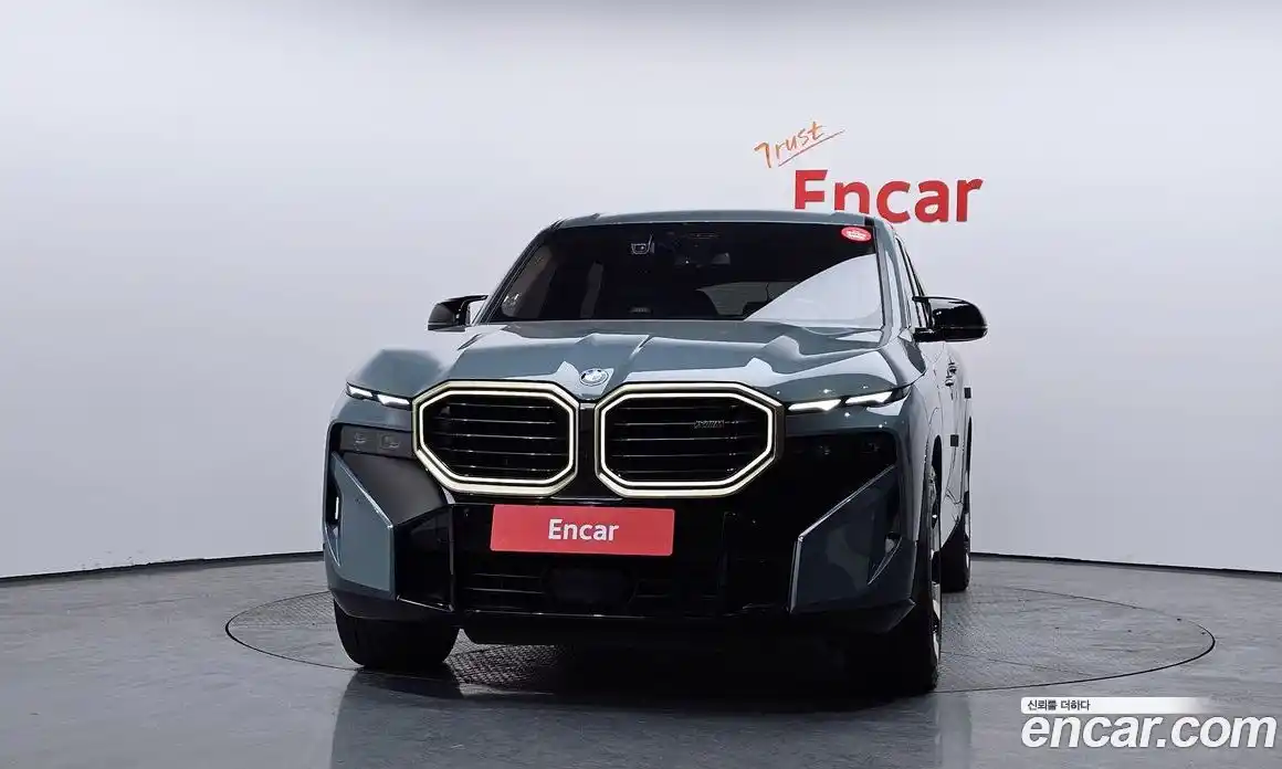 BMW XM 2023 4.4 Автомат в Москве № 153473, фото 3