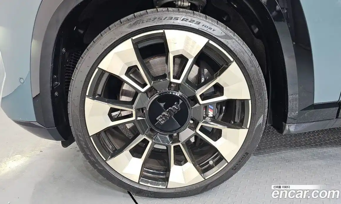 BMW XM 2023 4.4 Автомат в Москве № 153473, фото 5