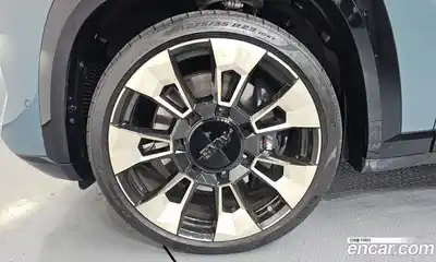 BMW XM 2023 4.4 Автомат в Москве № 153473, миниатюра 5