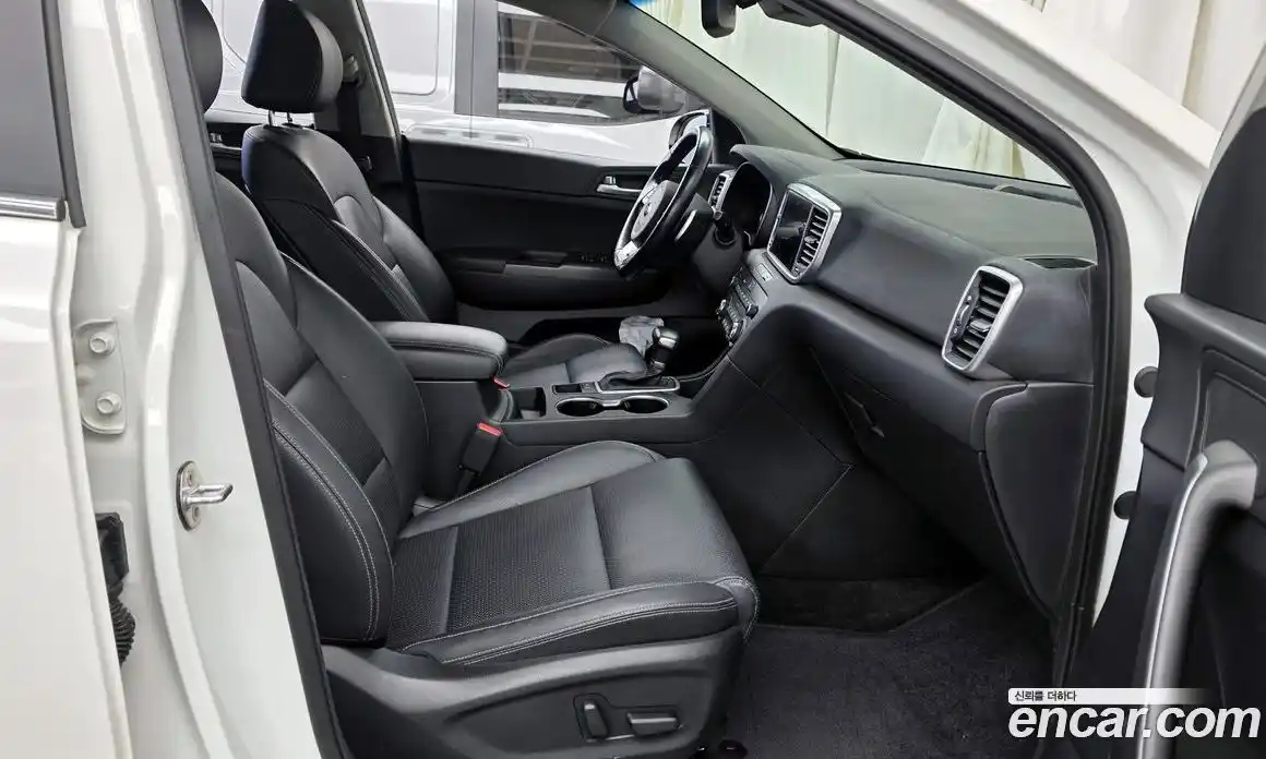 Kia Sportage 2020 2.0 Автомат в Москве № 15367, фото 19