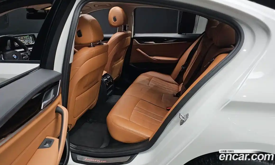 BMW 5-Series 2018 2.0 Автомат в Москве № 158770, фото 16