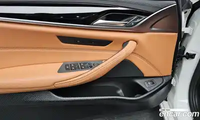 BMW 5-Series 2018 2.0 Автомат в Москве № 158770, миниатюра 3