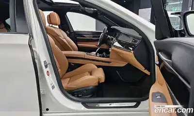 BMW 7-Series 2010 3.0 Автомат в Москве № 159598, миниатюра 10