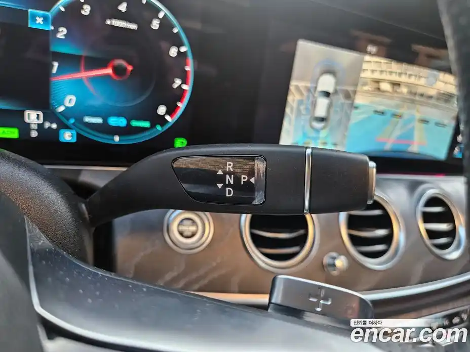 Mercedes-Benz E-Class 2021 2.0 Автомат в Москве № 160388, фото 20