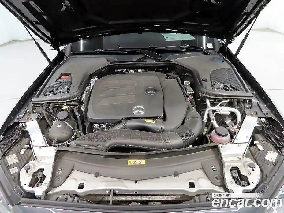 Mercedes-Benz E-Class 2021 2.0 Автомат в Москве № 160388, фото 6