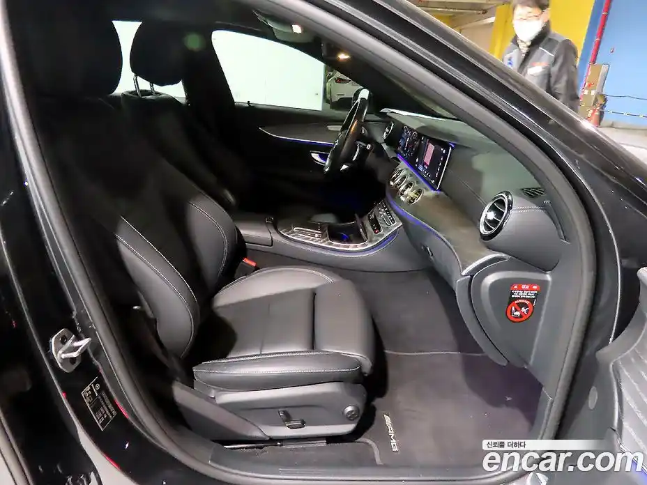 Mercedes-Benz E-Class 2021 2.0 Автомат в Москве № 160388, фото 10