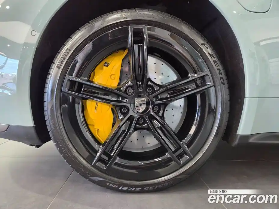 Porsche Taycan 2025 0.1 Автомат в Москве № 161715, фото 5