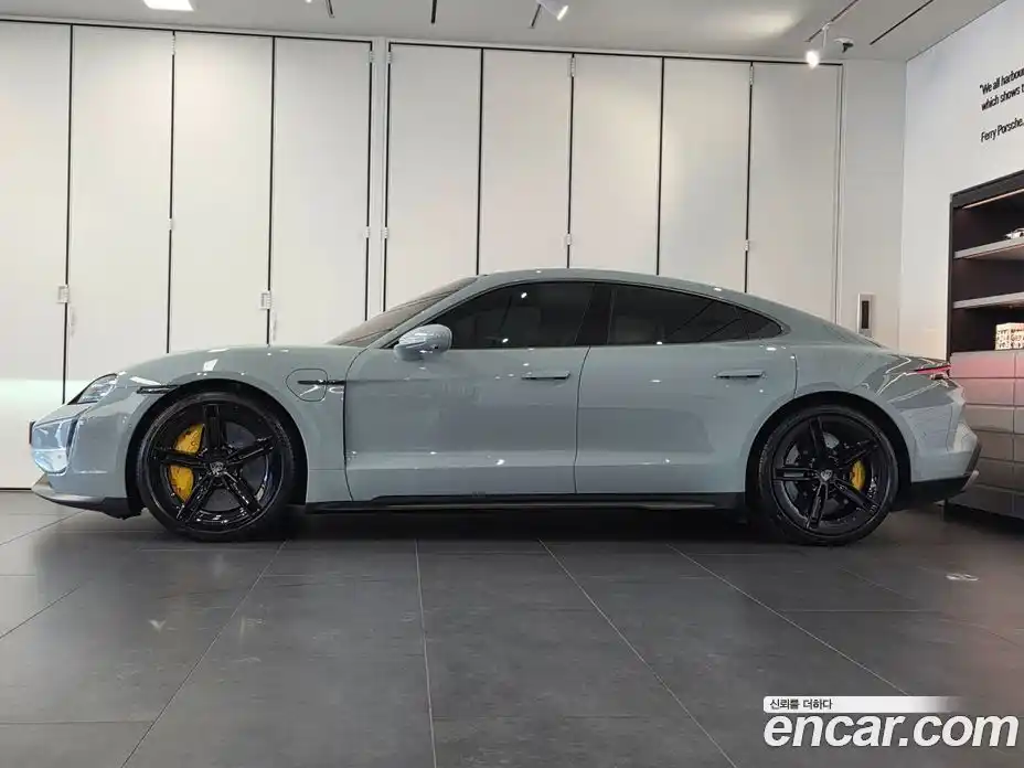 Porsche Taycan 2025 0.1 Автомат в Москве № 161715, фото 6