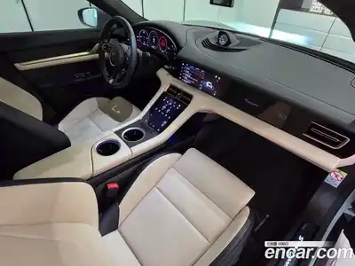 Porsche Taycan 2025 0.1 Автомат в Москве № 161715, миниатюра 9