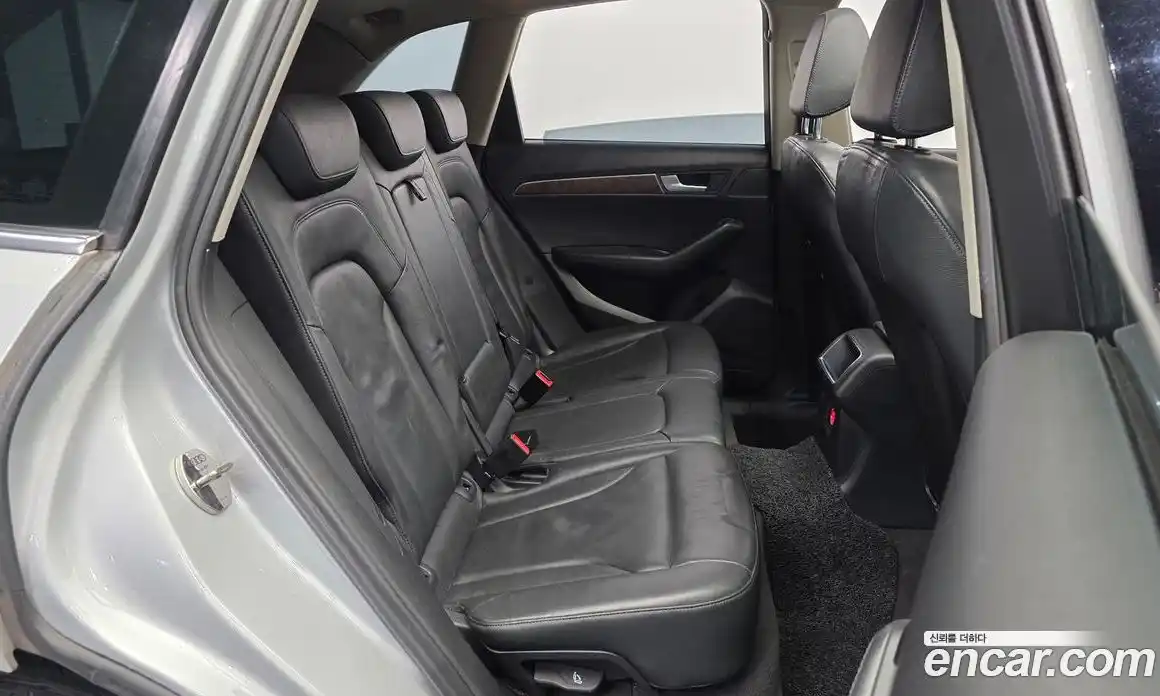 Audi Q5 2012 2.0 Автомат в Москве № 163773, фото 20