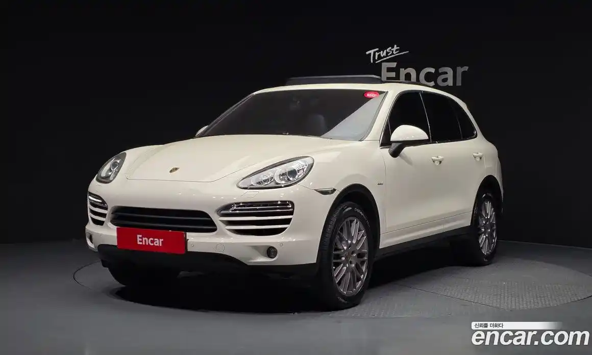 Porsche Cayenne 2012 3.0 Автомат в Москве № 165323, фото 4