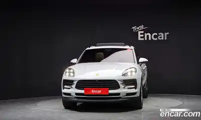 Porsche Macan, 2021