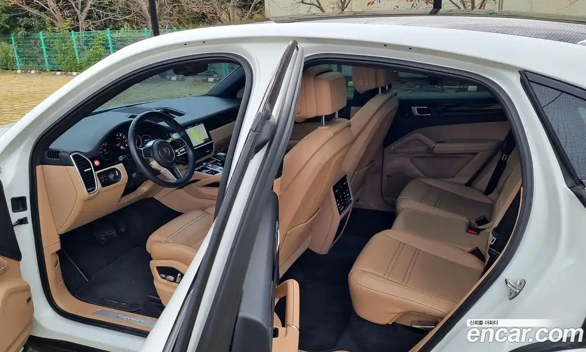 Porsche Cayenne 2020 3.0 Автомат в Москве № 165845, фото 14