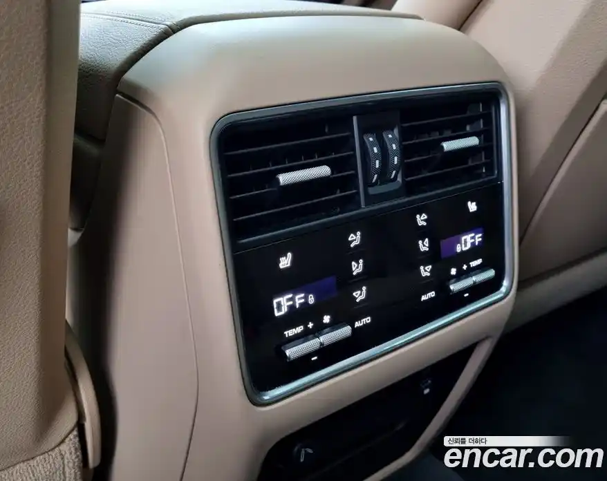 Porsche Cayenne 2020 3.0 Автомат в Москве № 165845, фото 19