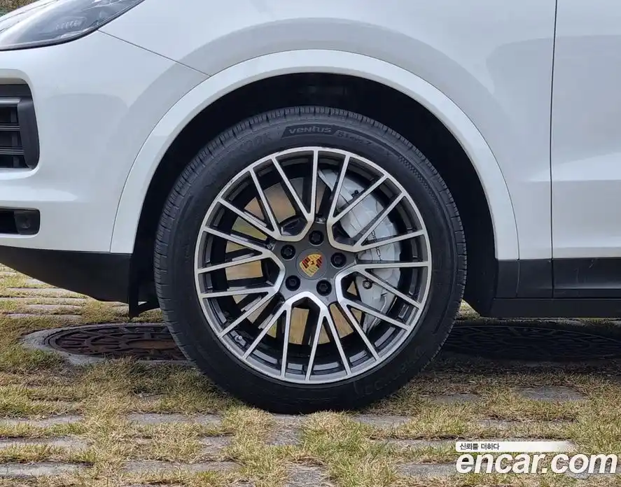 Porsche Cayenne 2020 3.0 Автомат в Москве № 165845, фото 9