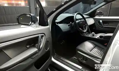 Land Rover Discovery Sport 2025 2.0 Автомат в Москве № 165962, миниатюра 6