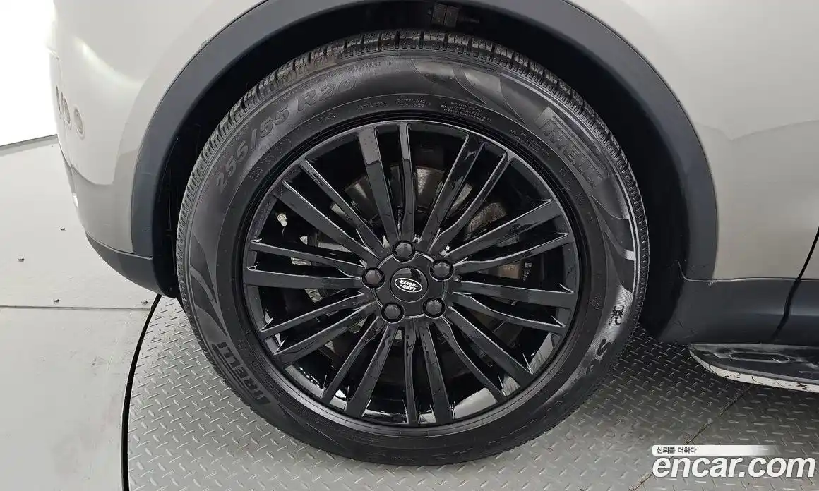 Land Rover Discovery 2018 3.0 Автомат в Москве № 166644, фото 16