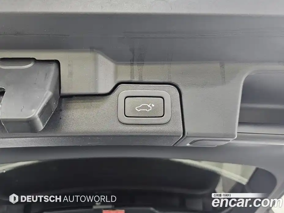 Land Rover Range-Rover Evoque 2018 2.0 Автомат в Москве № 166905, фото 20