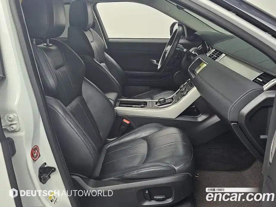 Land Rover Range-Rover Evoque 2018 2.0 Автомат в Москве № 166905, фото 10