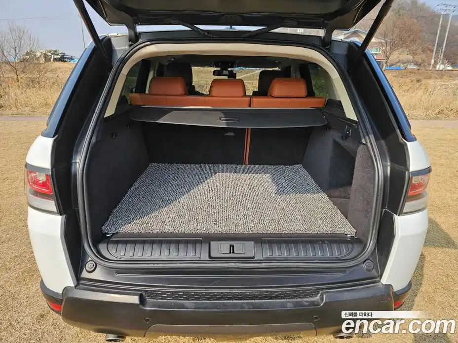 Land Rover Range-Rover Sport 2016 3.0 Автомат в Москве № 166914, фото 16