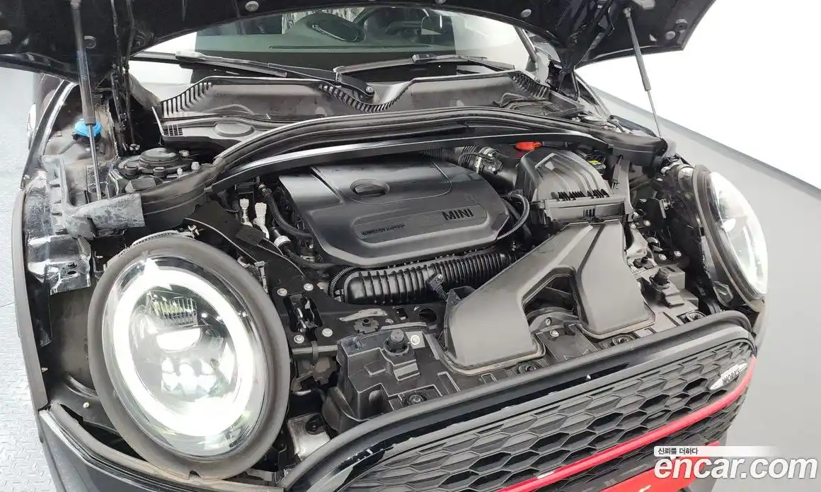 Mini Clubman 2023 2.0 Автомат в Москве № 167254, фото 12