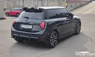 Mini Cooper 2025 2.0 Автомат в Москве № 167342, миниатюра 2