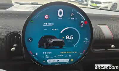 Mini Cooper 2025 2.0 Автомат в Москве № 167342, миниатюра 8