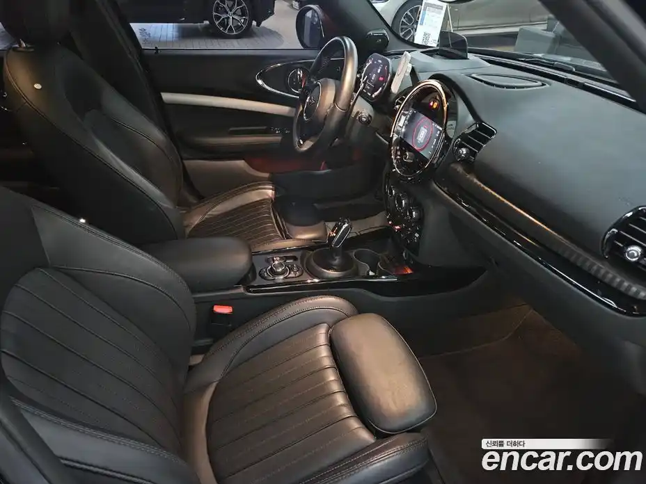 Mini Clubman 2023 2.0 Автомат в Москве № 167472, фото 12