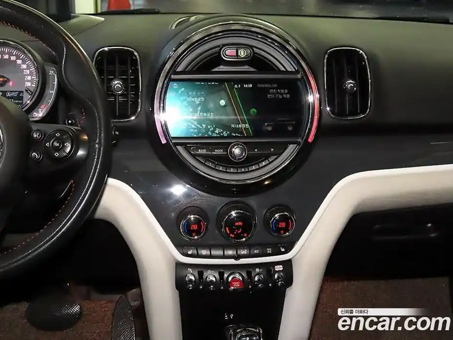 Mini Countryman 2019 2.0 Автомат в Москве № 167515, фото 11