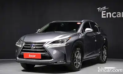 Lexus NX, 2016
