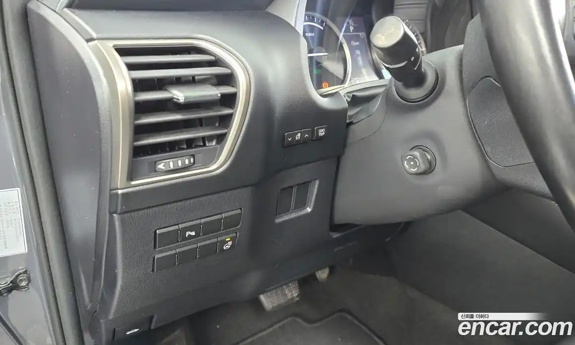 Lexus NX 2016 2.5 Автомат в Москве № 168268, фото 17