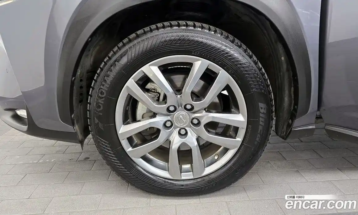 Lexus NX 2016 2.5 Автомат в Москве № 168268, фото 8