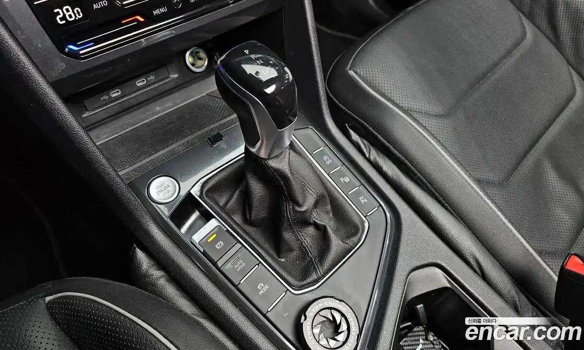 Volkswagen Tiguan 2023 2.0 Автомат в Москве № 168537, фото 7