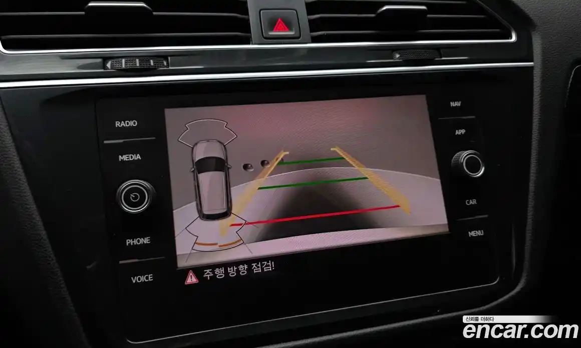 Volkswagen Tiguan 2022 2.0 Автомат в Москве № 168805, фото 13