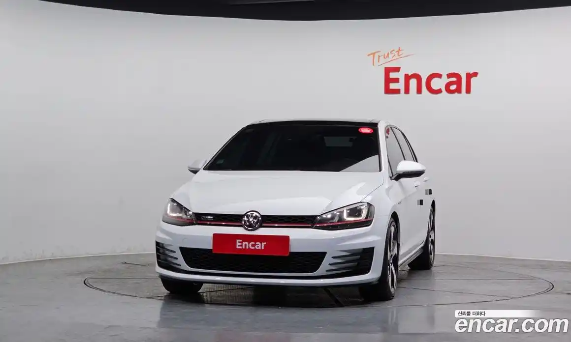 Volkswagen Golf 2015 2.0 Автомат в Москве № 169053, фото 3
