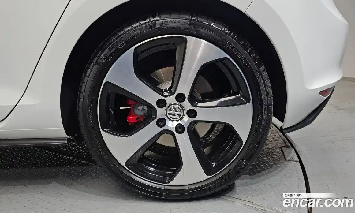 Volkswagen Golf 2015 2.0 Автомат в Москве № 169053, фото 5