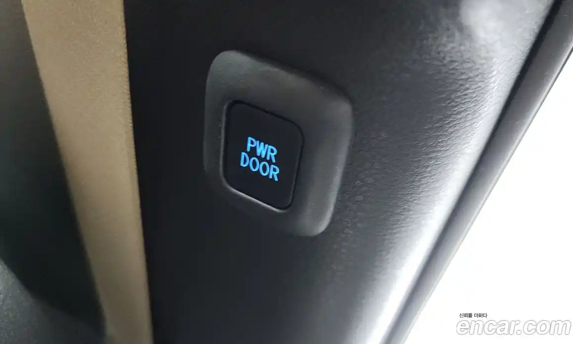 Toyota Sienna 2023 2.5 Автомат в Москве № 170237, фото 19