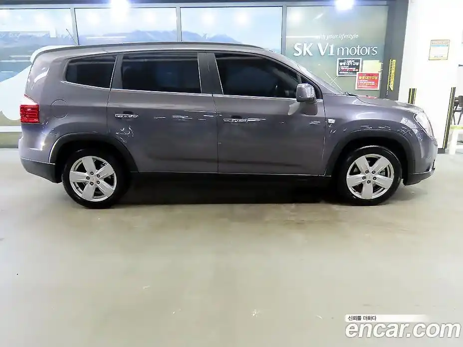 Chevrolet Orlando 2012 2.0 Автомат в Москве № 175352, фото 3