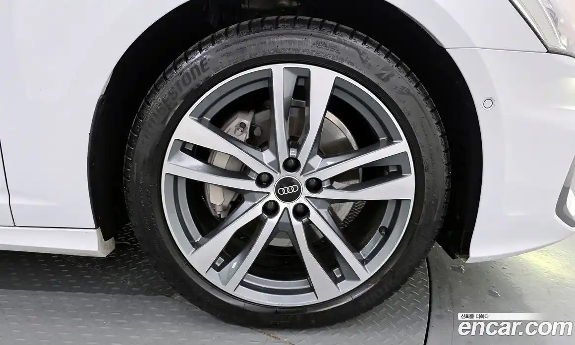 Audi A6 2022 2.0 Автомат в Москве № 176697, фото 18