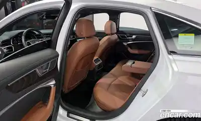 Audi A6 2022 2.0 Автомат в Москве № 176697, миниатюра 3