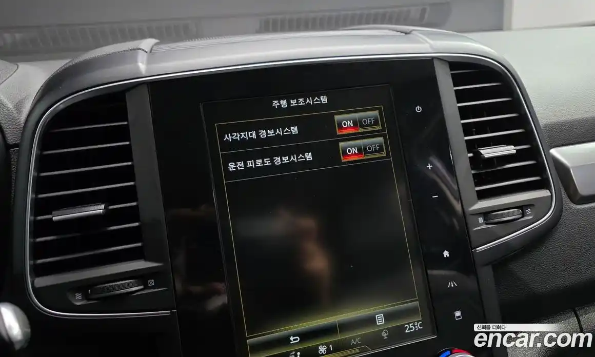 Renault QM6 2022 2.0 Автомат в Москве № 178673, фото 18