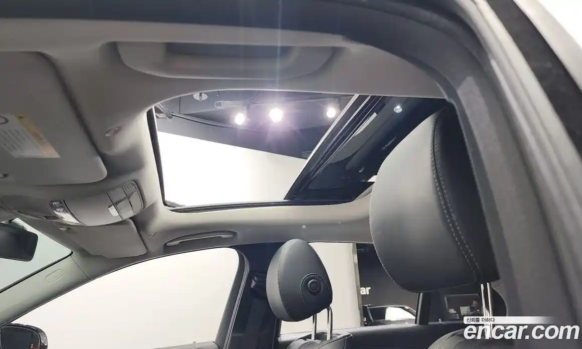 Mercedes-Benz E-Class 2017 2.0 Автомат в Москве № 180248, фото 14