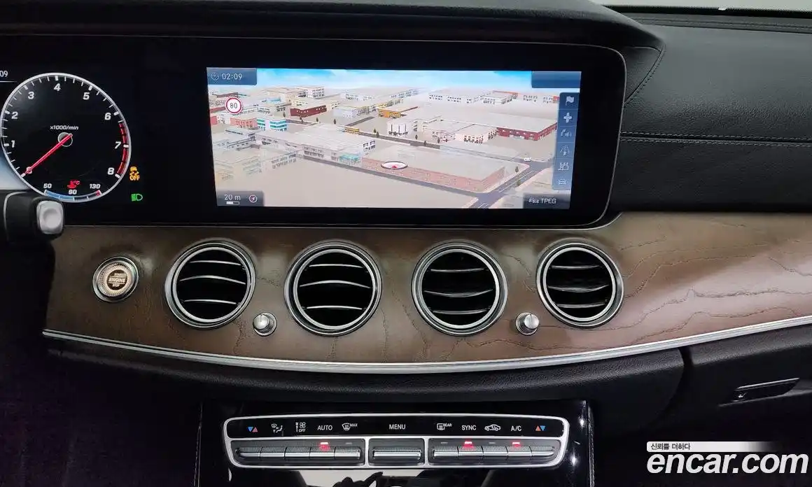 Mercedes-Benz E-Class 2017 2.0 Автомат в Москве № 180248, фото 17