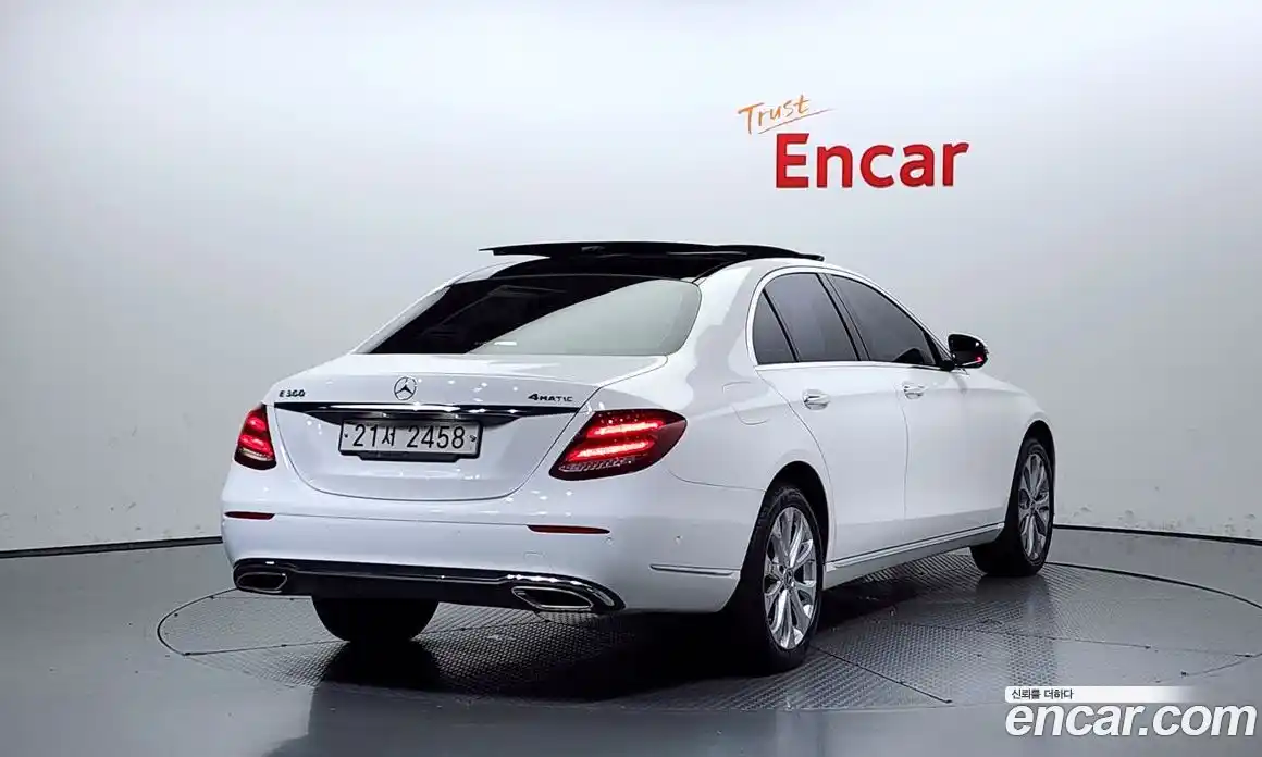 Mercedes-Benz E-Class 2017 2.0 Автомат в Москве № 180248, фото 20