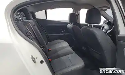 Renault SM3 2016 1.6 Автомат в Москве № 180856, миниатюра 12