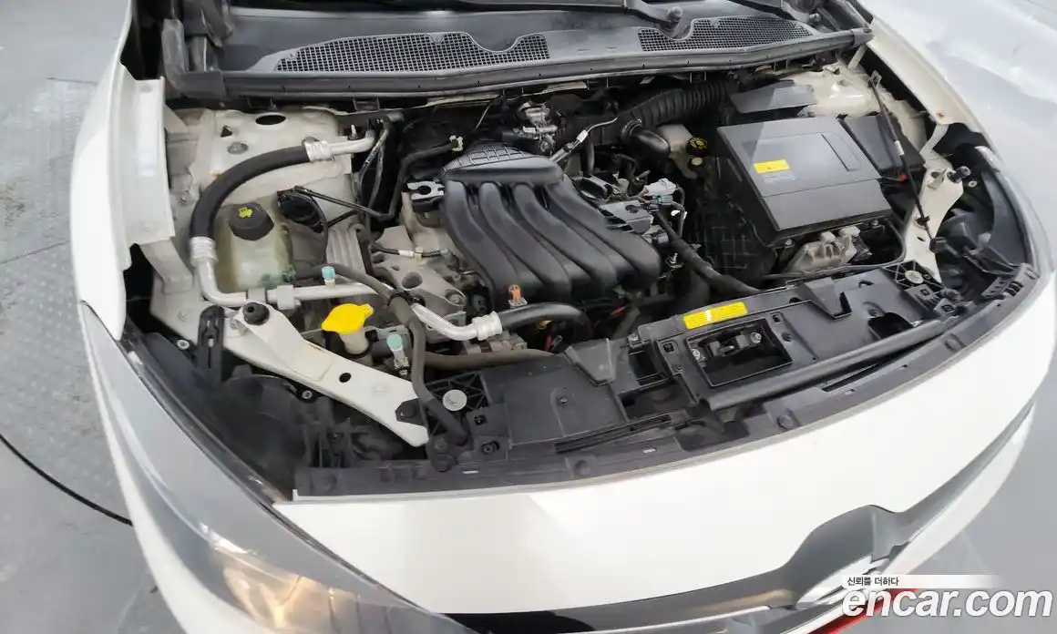 Renault SM3 2016 1.6 Автомат в Москве № 180856, фото 6