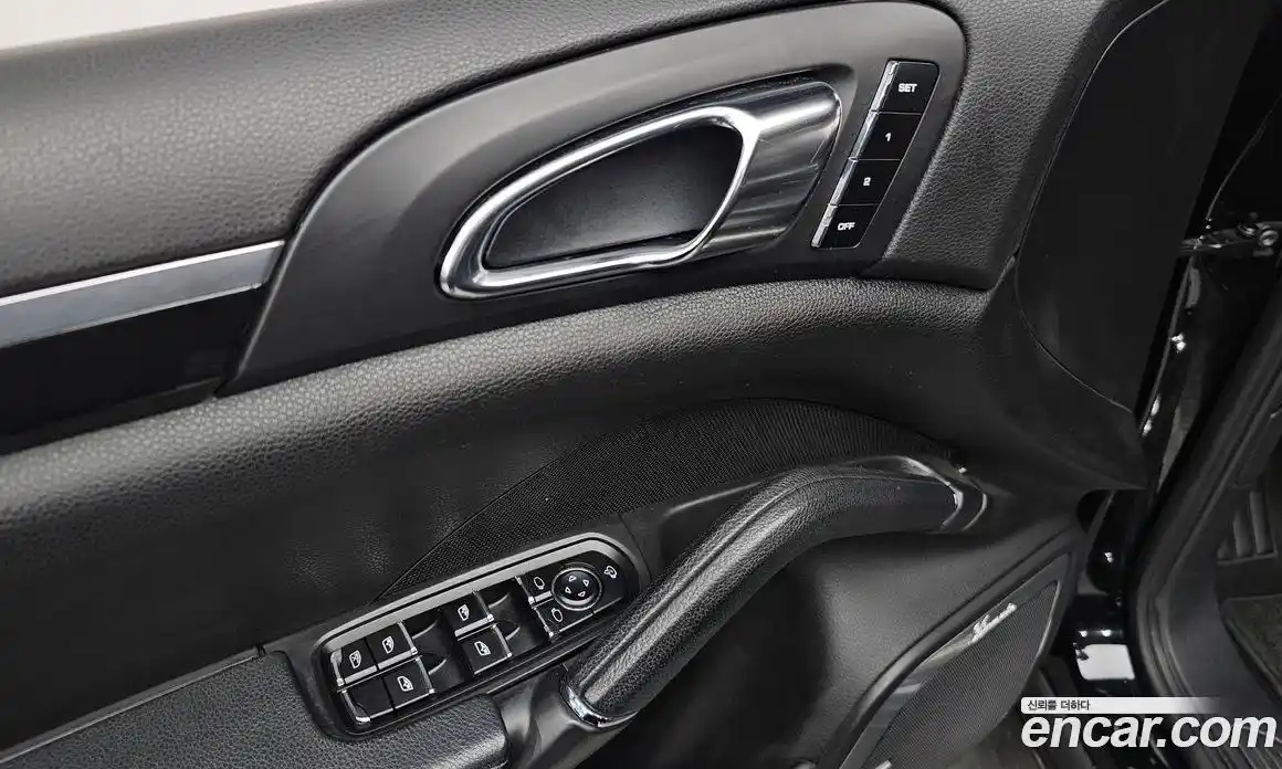 Porsche Cayenne 2012 4.8 Автомат в Москве № 182680, фото 5