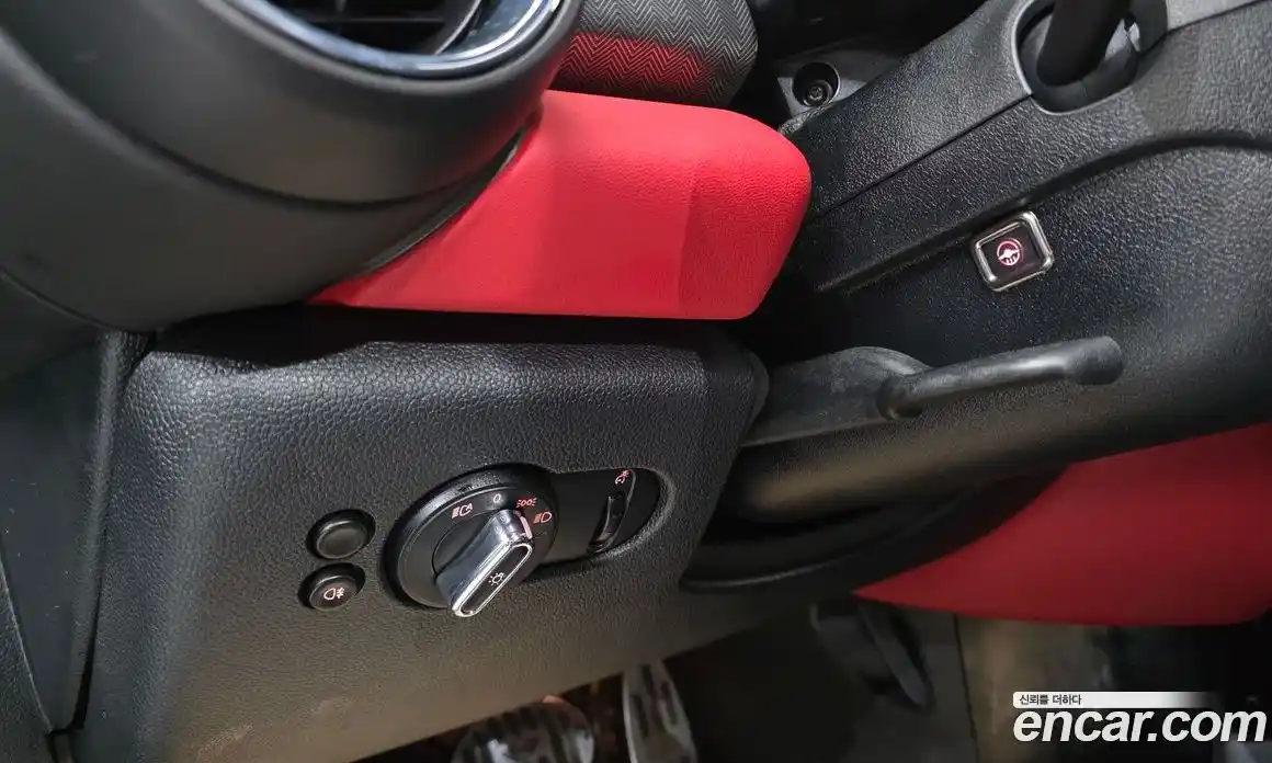 Mini Cooper 2019 2.0 Автомат в Москве № 183491, фото 17